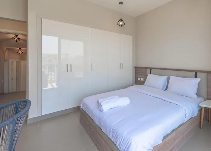 New! 2br Duplex In Tawila, Gouna Private Jacuzzi, Garden, Lagoon & Pool *
