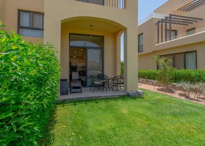 New! 2br Duplex In Tawila, Gouna Private Jacuzzi, Garden, Lagoon & Pool Daire Hurgada